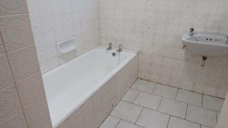 3 Bedroom Property for Sale in Panorama Western Cape